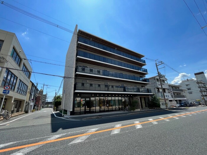 物件外観写真1　(外観写真)