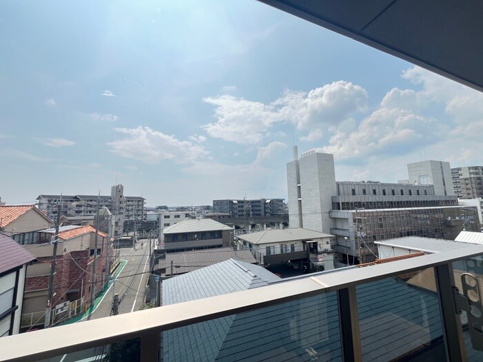 物件内観写真22　(室内からの展望)