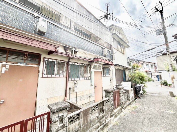 物件外観写真2　(外観写真)