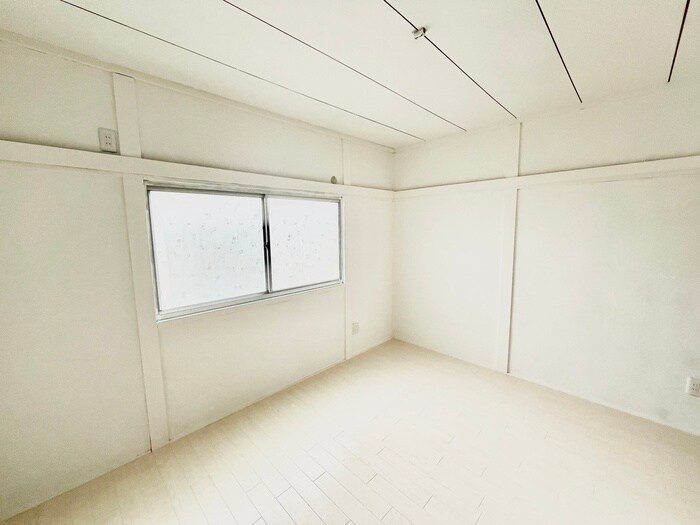 物件内観写真11　(居室)