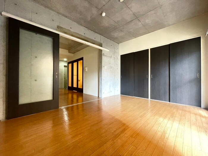 物件内観写真8　(居室)