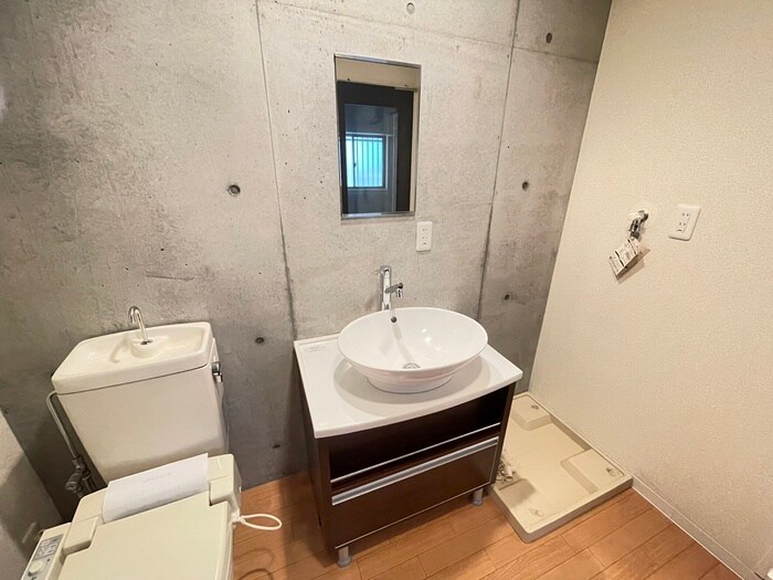 物件内観写真13　(洗面)