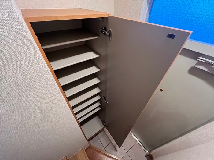物件内観写真19　(靴箱)