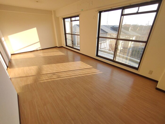 物件内観写真7　(居室)