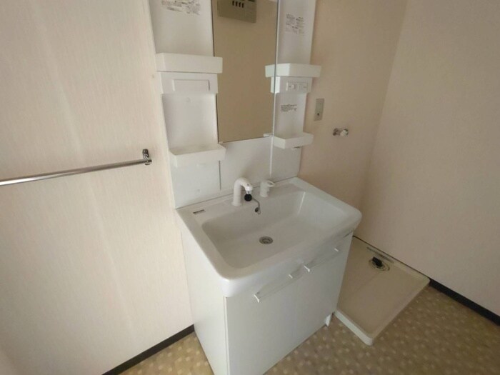 物件内観写真13　(洗面)