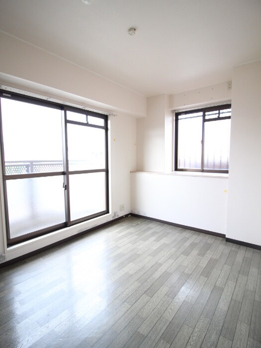 物件内観写真18　(居室)