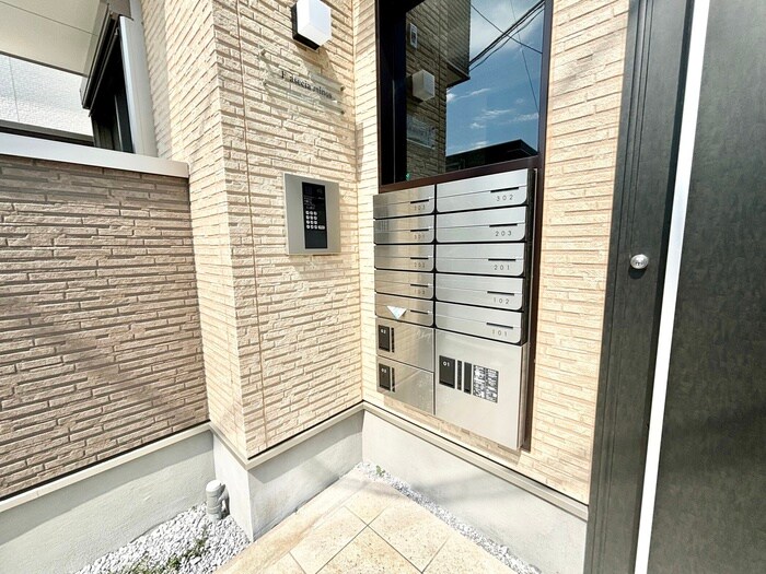 物件外観写真4　(建物設備)