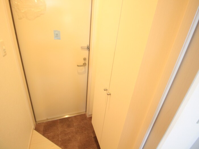 物件内観写真18　(靴箱)