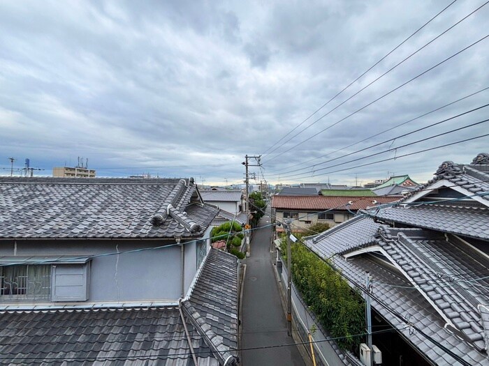 物件内観写真22　(室内からの展望)