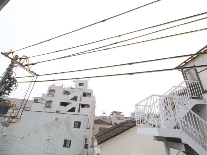 物件内観写真22　(室内からの展望)