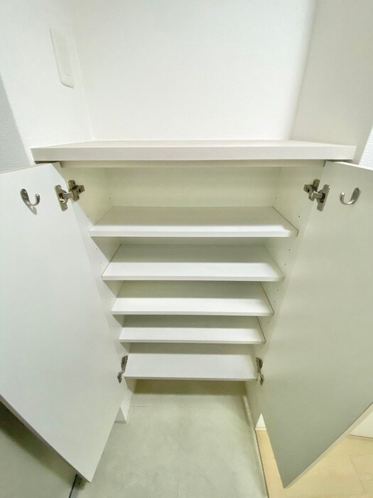 物件内観写真20　(靴箱)