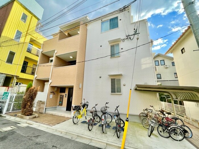 物件外観写真1　(外観写真)