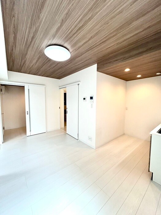 物件内観写真16　(内観写真)