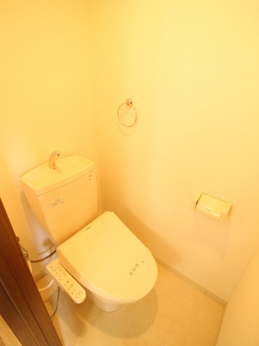 物件内観写真9　(トイレ)