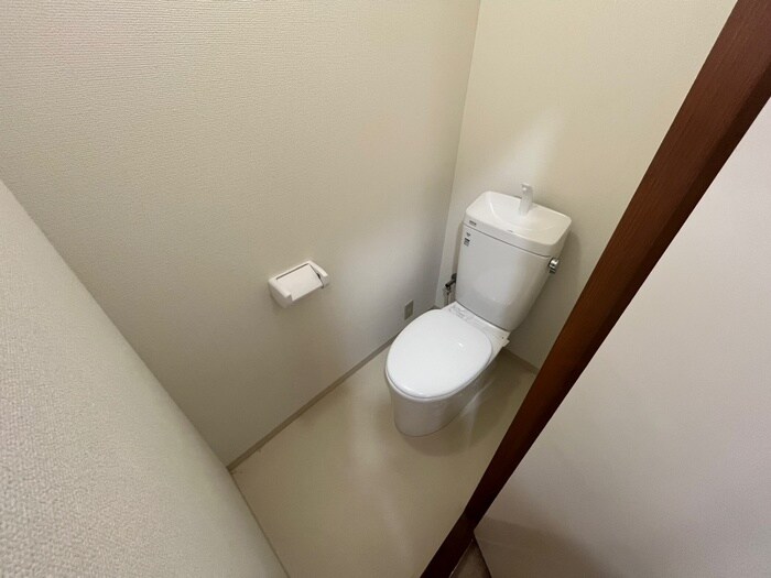 物件内観写真10　(トイレ)
