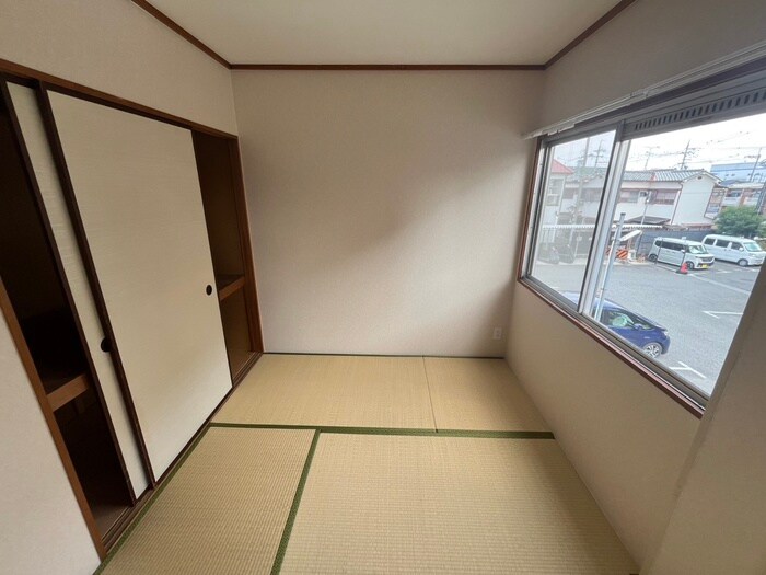 物件内観写真14　(居室)