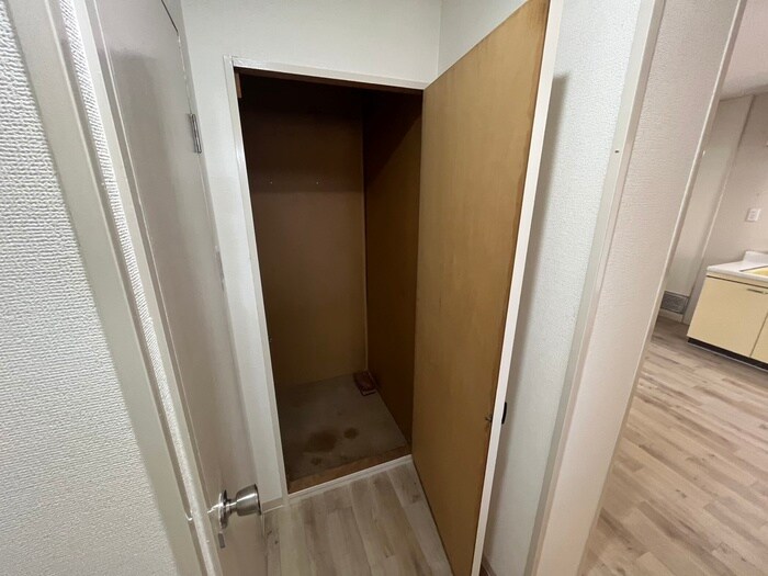 物件内観写真15　(収納)