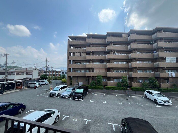 物件内観写真17　(室内からの展望)