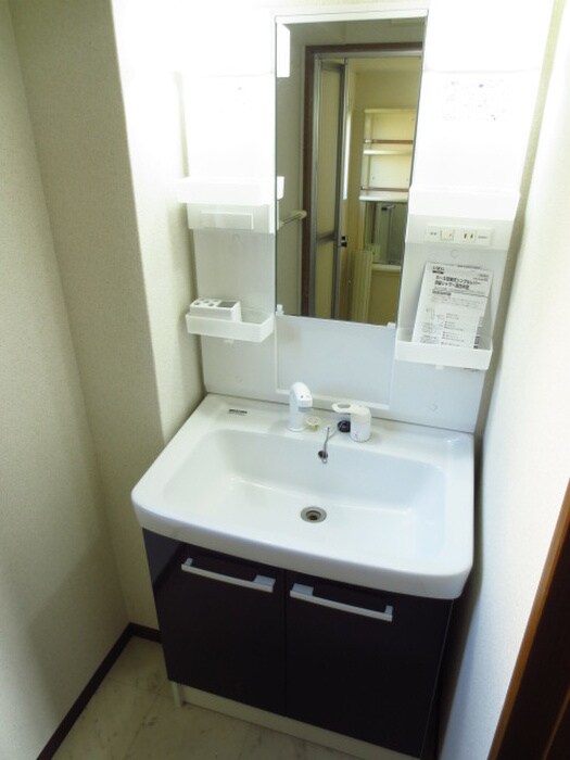 物件内観写真9　(洗面)