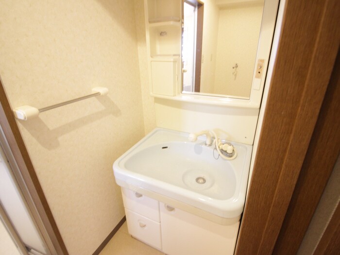 物件内観写真11　(洗面)