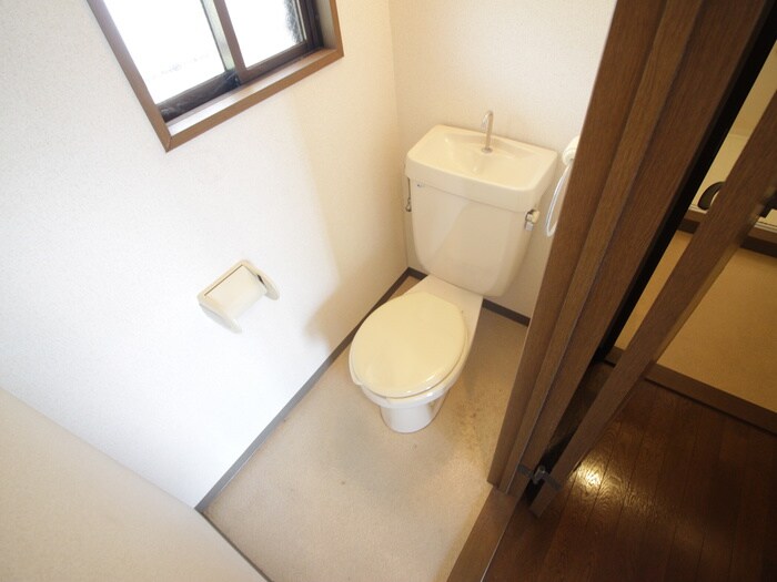 物件内観写真13　(トイレ)