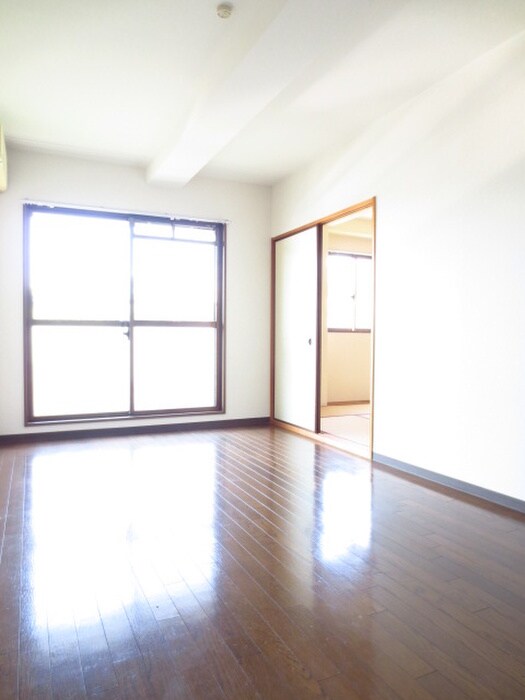 物件内観写真14　(居室)