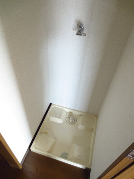 物件内観写真19　(洗濯機置場)