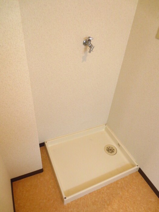 物件内観写真21　(洗濯機置場)