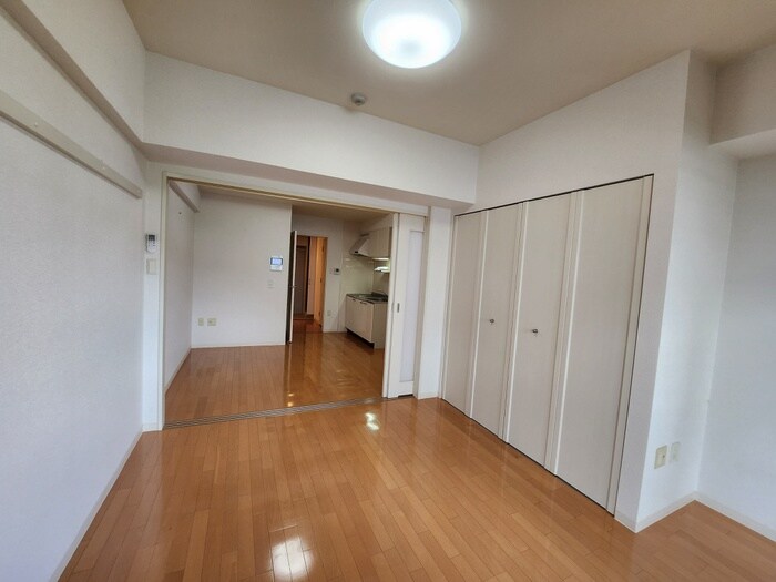 物件内観写真13　(居室)