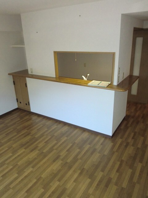 物件内観写真5　(居室)