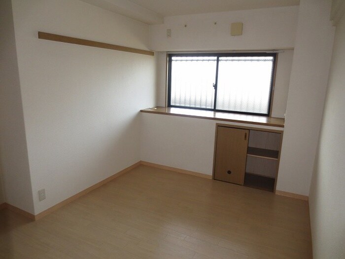 物件内観写真15　(室内からの展望)