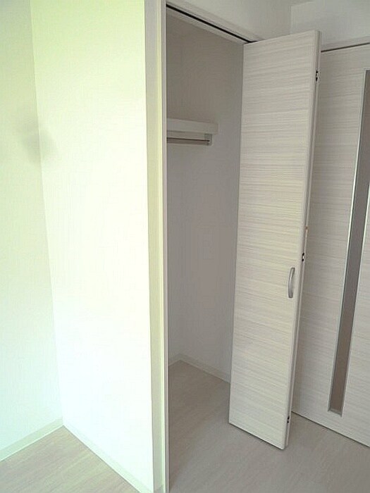 物件内観写真10　(収納)