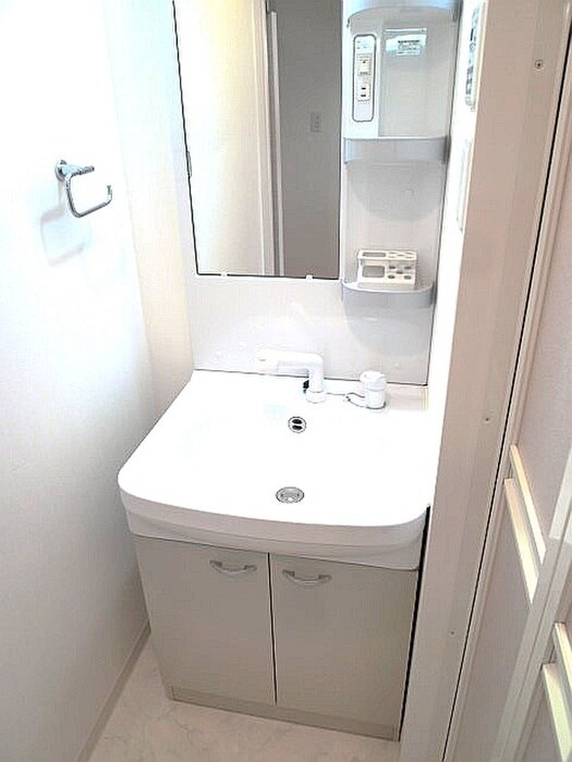 物件内観写真12　(洗面)