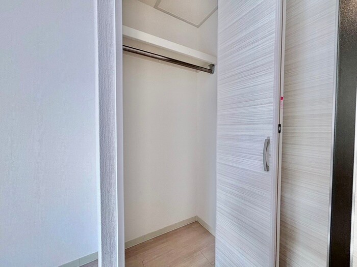 物件内観写真18　(収納)