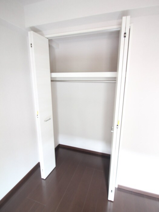 物件内観写真15　(収納)