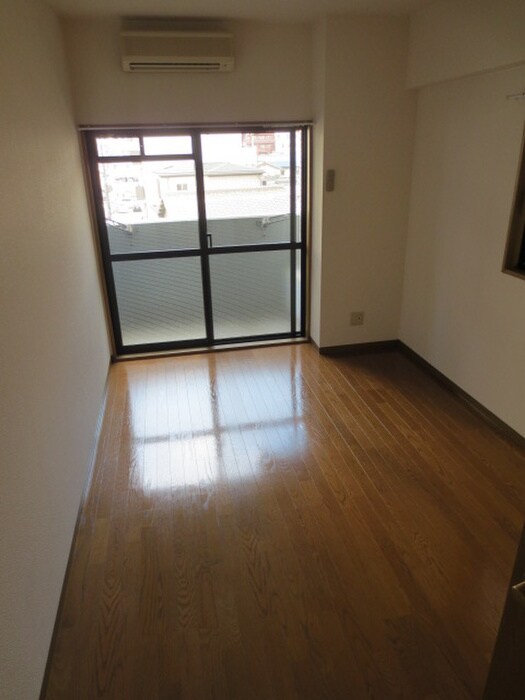 物件内観写真11　(居室)