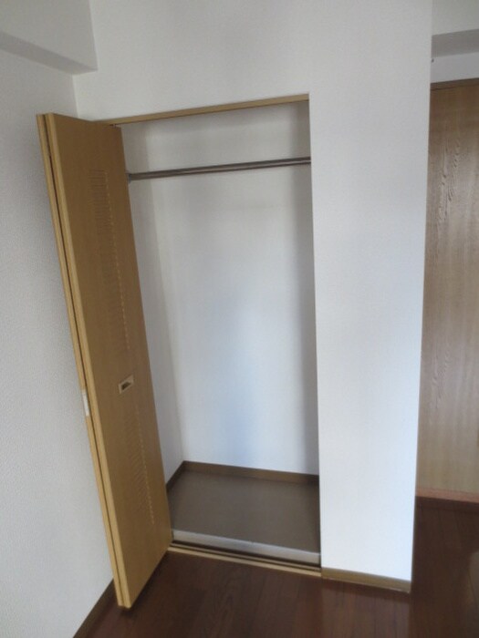 物件内観写真13　(収納)