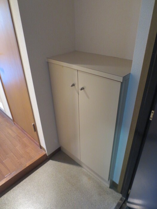 物件内観写真14　(靴箱)