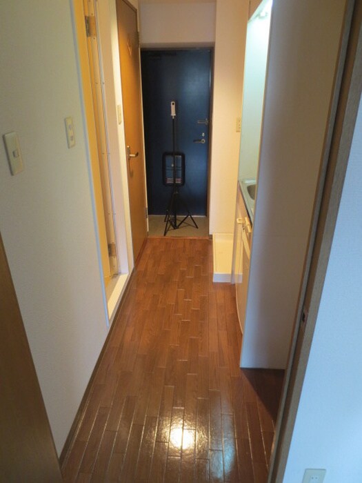 物件内観写真15　(玄関)