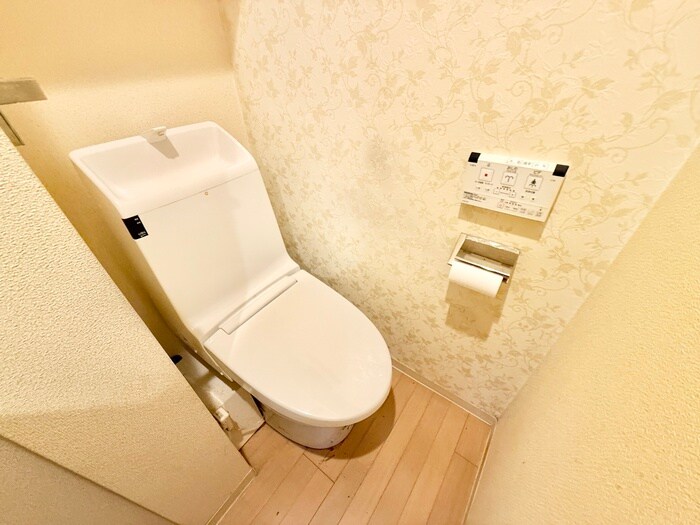 物件内観写真10　(トイレ)