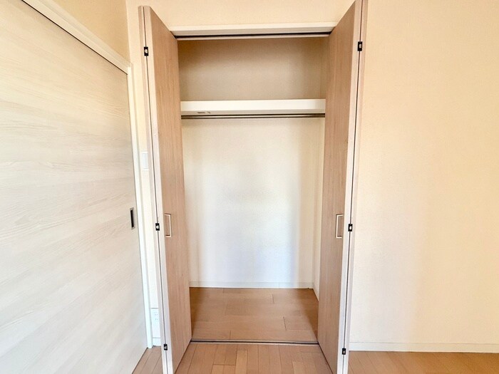 物件内観写真16　(収納)