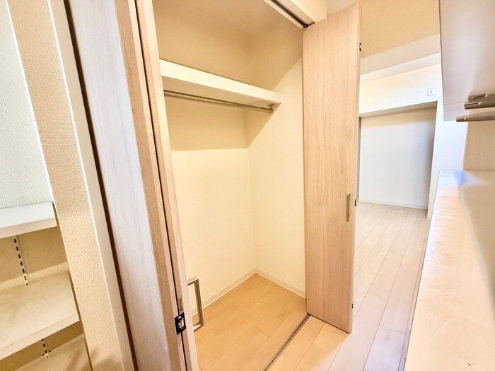 物件内観写真17　(収納)