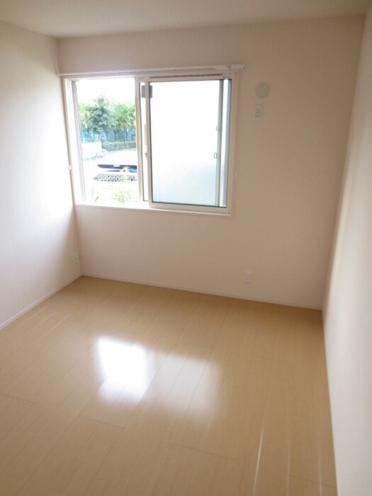 物件内観写真11　(居室)