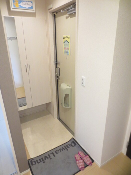 物件内観写真15　(玄関)