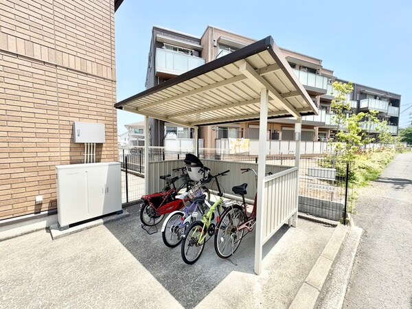 駐輪場