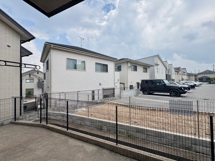 物件内観写真21　(室内からの展望)