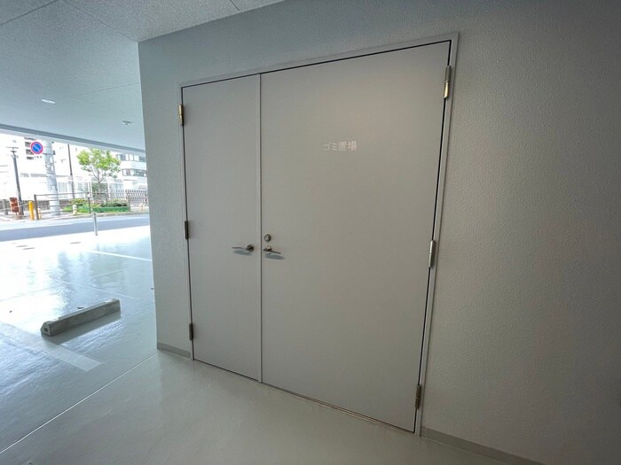 物件外観写真6　(建物設備)