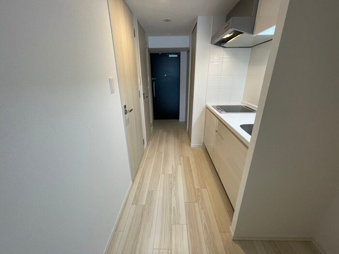 物件内観写真14　(廊下)