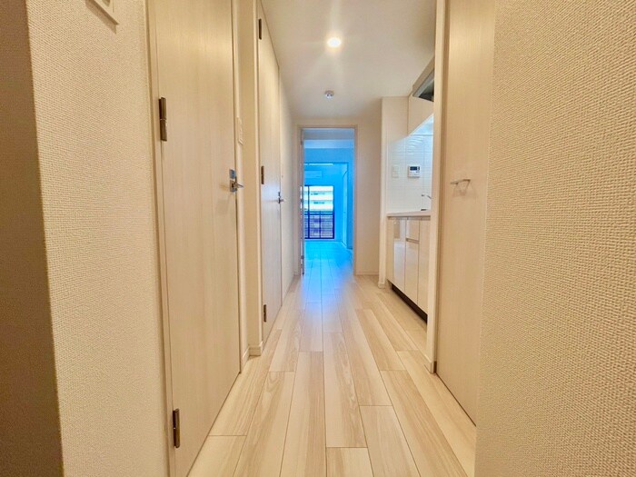 物件内観写真14　(廊下)