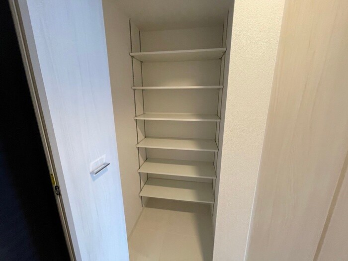物件内観写真15　(靴箱)